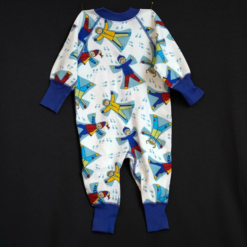 NWT 2-6M Sz 60 UNISEX - ORGANIC COTTON - SLEEP+PLAY CHILDREN PLAYING IN SNOW (5)